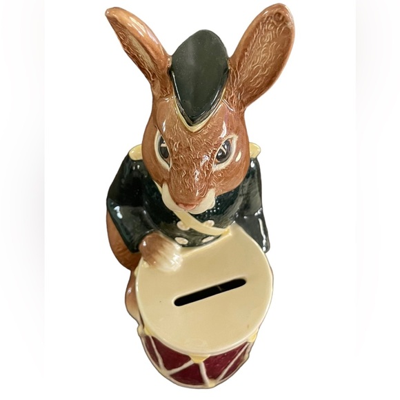 1967 Royal Doulton Bunnykins Charming Brown and Red Drummer Bunny Figurine - Picture 14 of 15